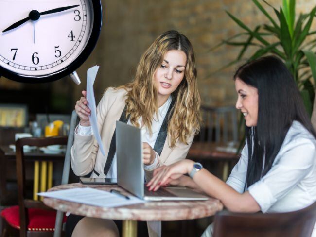 Nueva jornada laboral: ¿Cómo calcular horas extra y recargos tras reducción del 15 de julio? Foto de Getty Images