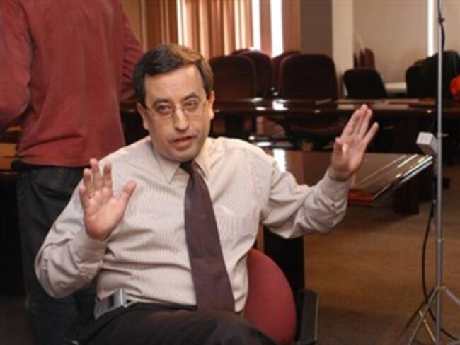 Denuncian penalmente al presidente de Corficolombiana, José Elías Melo