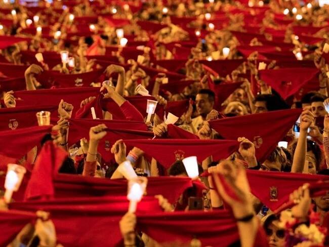 El año pasado, Pamplona acogió algo más de 521.000 turistas en esas fiestas, de las que el 44 por ciento (230.000) llegaron desde otros países.. Foto: Getty Images