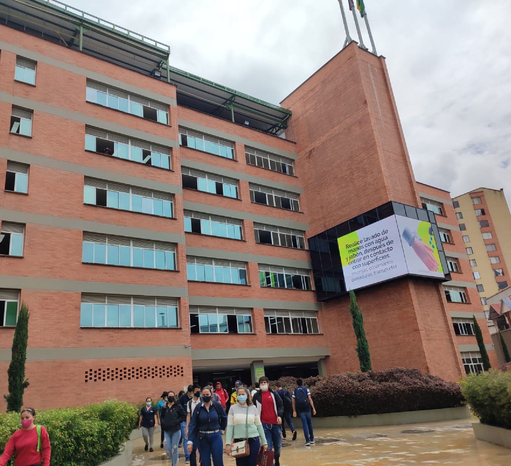 UTS/ W Radio -Melissa Múnera