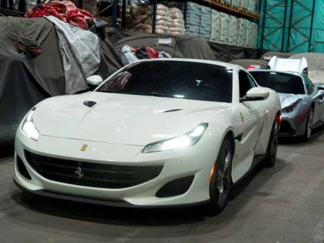 Subasta Ferrari. Foto: Martillo Banco Popular.