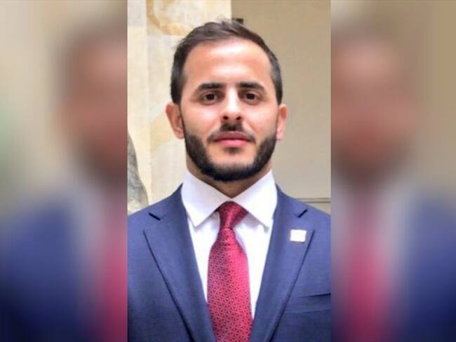 La posible movida del Partido de La U y el Clan Besaile sería hacer renunciar al representante Erasmo Zuleta Bechara para aspirar a la Gobernación de Córdoba. Foto: En Twitter, @ErasmoZB