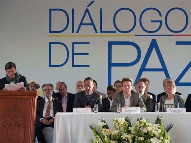 Que Colombia insista a Cuba desconocer los protocolos es un mal camino: Enrique Santos
