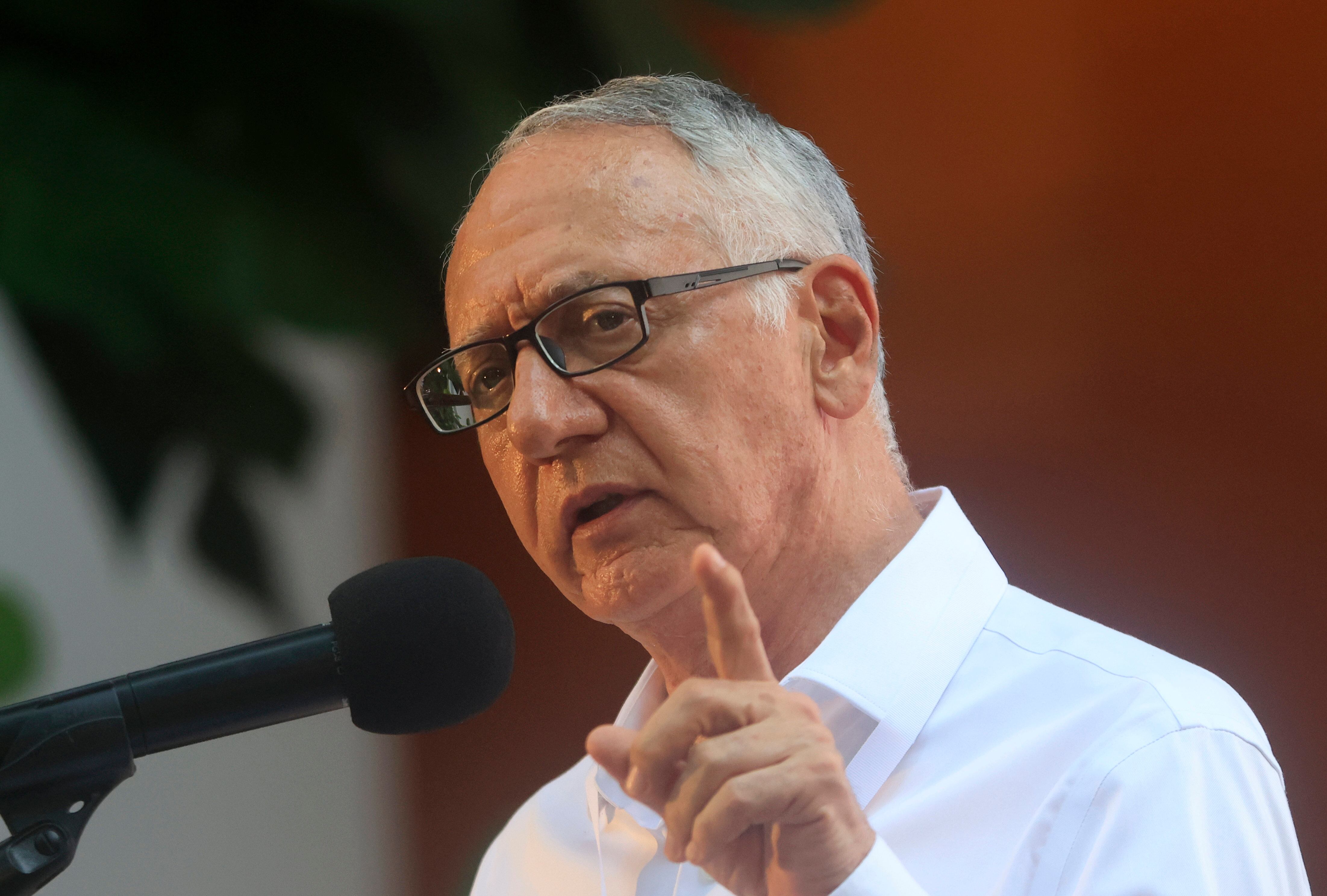  Guillermo Alfonso Jaramillo