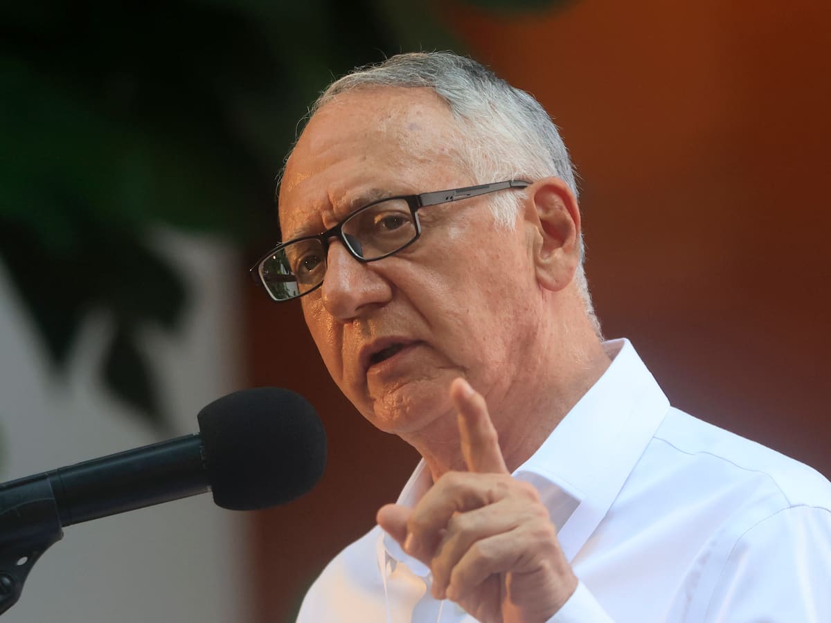 “Los padres no pueden negarles a los niños la oportunidad de vacunarse”: MinSalud