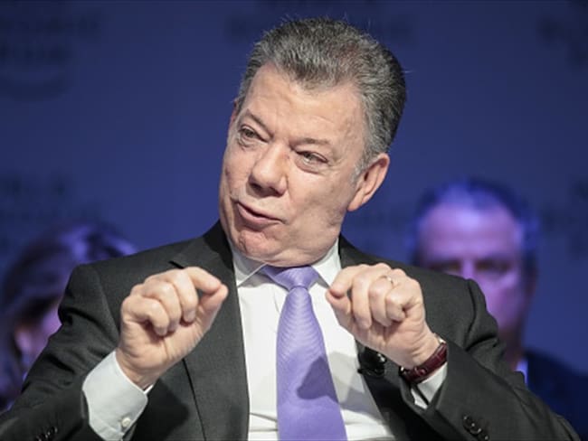 Santos hizo un llamado a la banca nacional por obstáculos para financiar proyectos 4G. Foto: Getty Images
