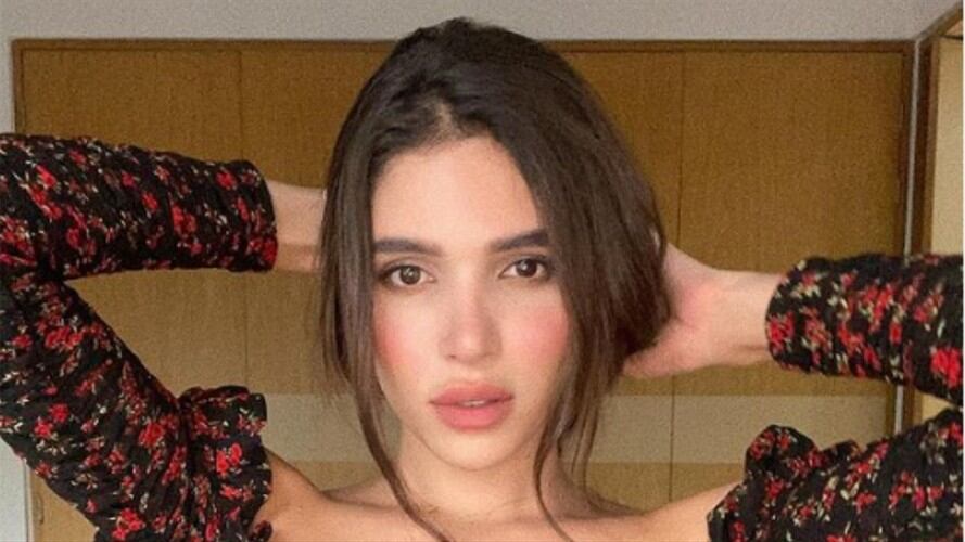 Infartantes fotografías de Mara Cifuentes en la playa. Foto: Instagram: @maracifuentes1