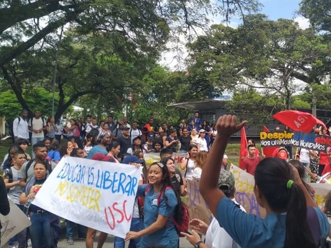 Los estudiantes le piden al Gobierno Nacional que aumente el presupuesto de las instituciones públicas de educación superior.. Foto: W Radio