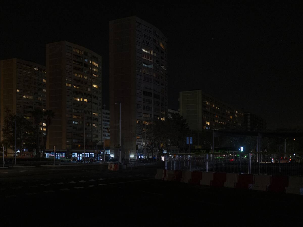 España recuperó más del 80 % de la demanda de electricidad tras el apagón