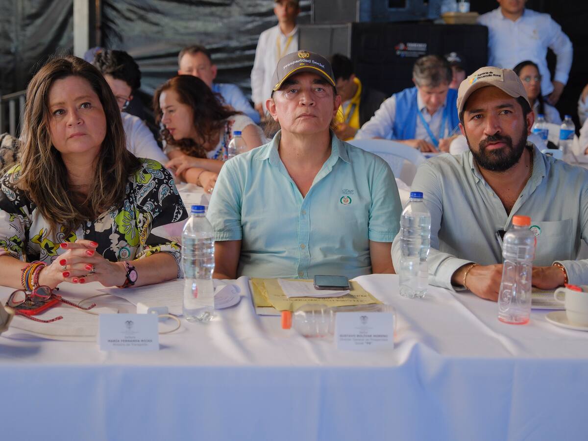 “Persona que renuncia porque tiene una aspiración, ya se va” le dijo Petro a Gustavo Bolívar