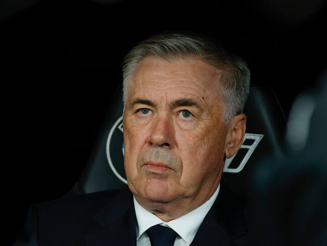 MADRID, 26/10/2024.- El entrenador del Real Madrid Carlo Ancelotti previo al partido de la jornada 11 de LaLiga EA Sports entre el Real Madrid y el FC Barcelona, este sábado en el estadio Santiago Bernabéu, en Madrid. EFE/ Juanjo Martín