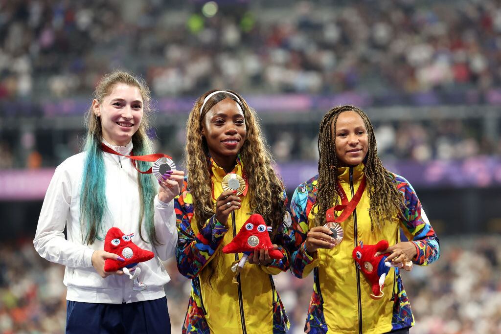 Karen Palomeque (centro) y Darian Faisury Jimenez (derecha). Foto: Getty Images.