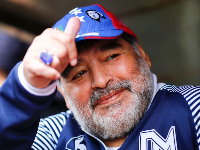Exfutbolista, Diego Armando Maradona mientras dirigió Gimnasia y Esgrima de la Plata. (Foto: Marcos Brindicci/Getty Images)
