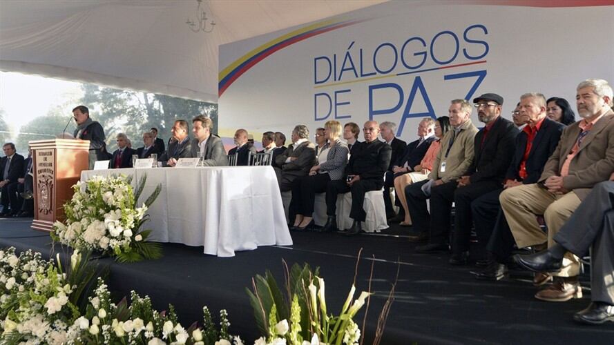 El gobierno del presidente Iván Duque decidió romper las negociaciones con el Eln por el atentado terrorista en Bogotá que dejó un saldo de 20 muertos. Foto: Getty Images