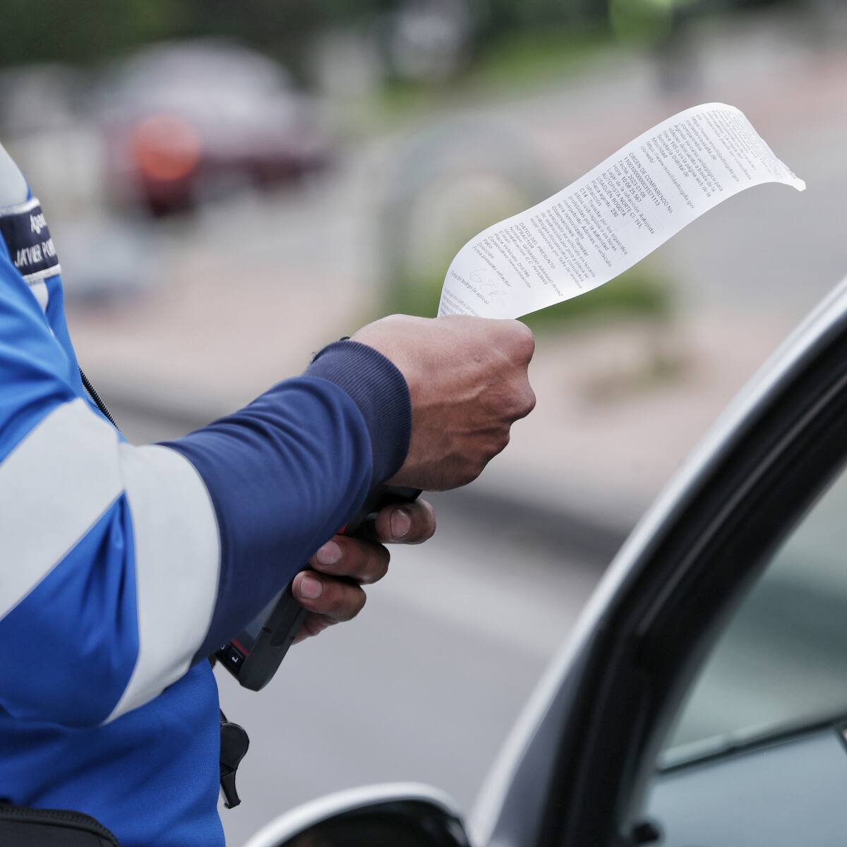 Denuncian demoras en la entrega de paz y salvos de multas de tránsito pagadas