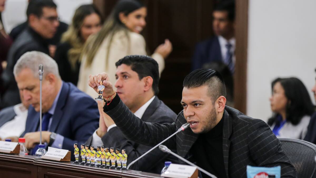 Sector de Alianza Verde pide salir de la coalición de Gobierno