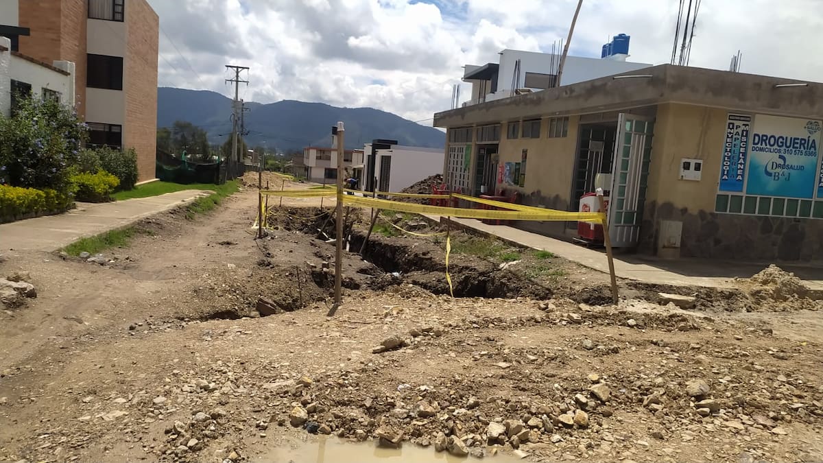Comunidad se cansó del mal estado de una vía en Tibasosa, Boyacá