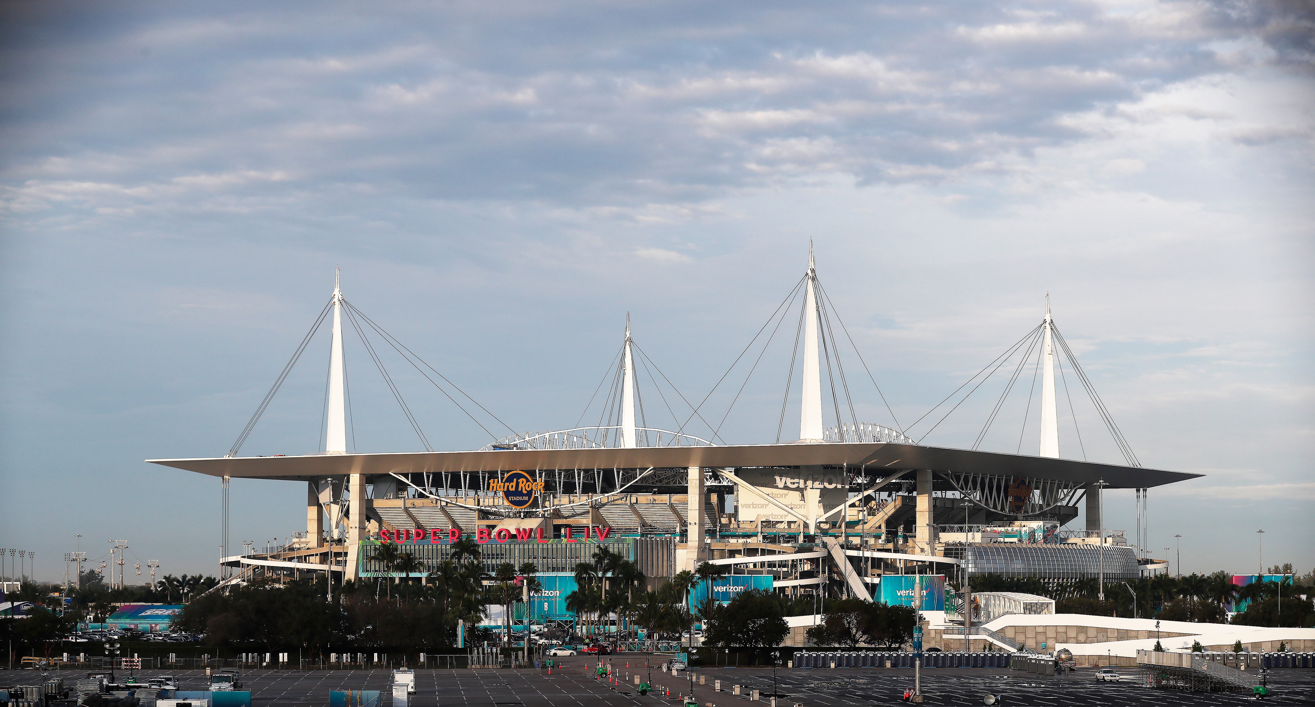 Fotografía de archivo del estadio Hard Rock Stadium. Foto: EFE/EPA/JOHN G. MABANGLO