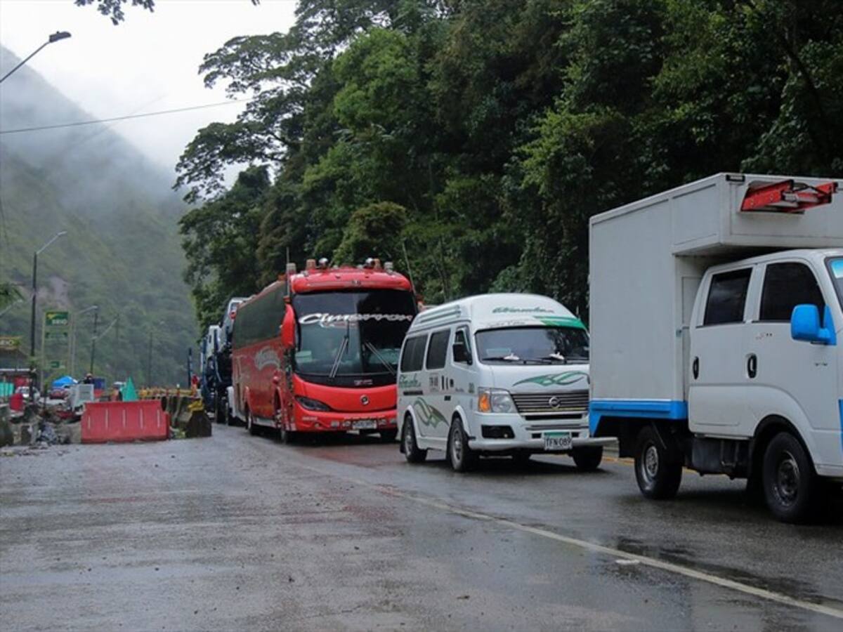 Gobernación de Cundinamarca anuncia millonarios recursos para vía Tenjo–Siberia