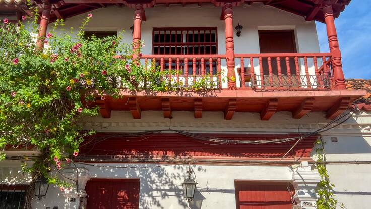 “Las mujeres damos vida a través de las manos al crear arte”: gestora social de Bolívar