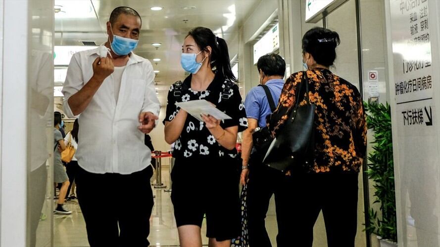 Según la OMS, pandemia por COVID-19 está empeorando en el mundo. Foto: Getty Images