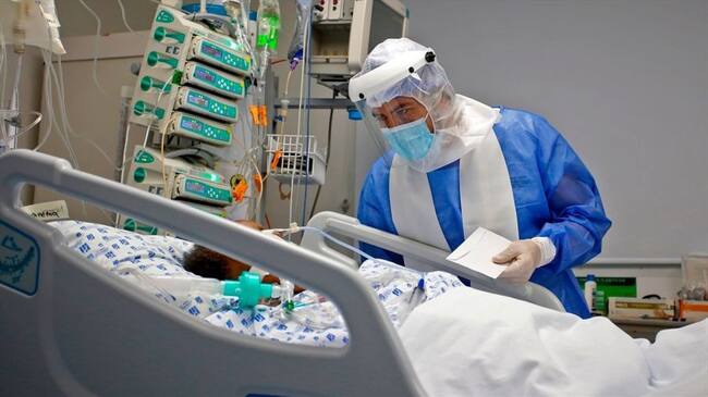 Colombia registra 586 fallecidos por COVID-19 este viernes 02 de julio. Foto: Getty Images