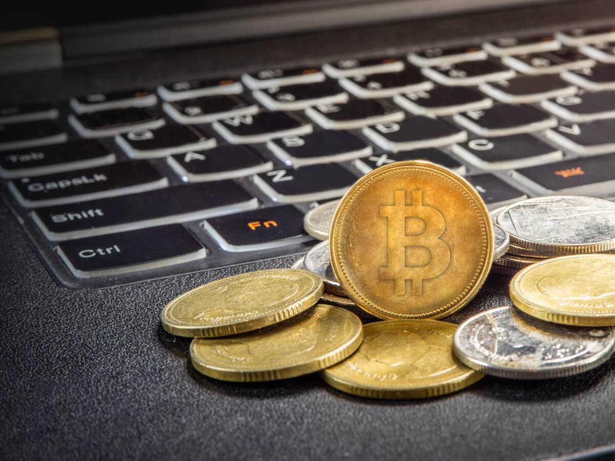 ¿Realiza transacciones con criptomonedas? Ahora deberá reportarlo ante la Uiaf