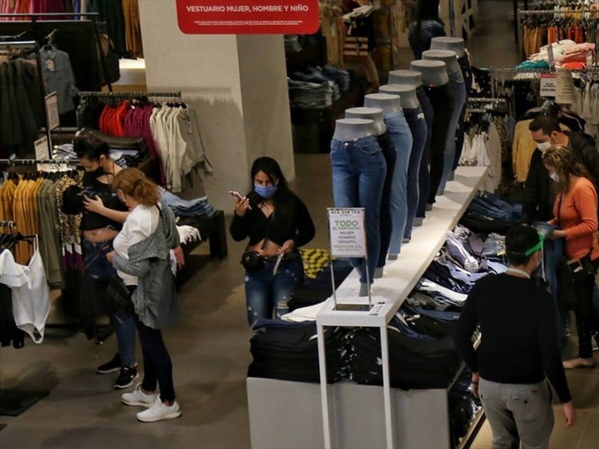 Habrá más disponibilidad de productos en el primer día sin IVA: Gobierno