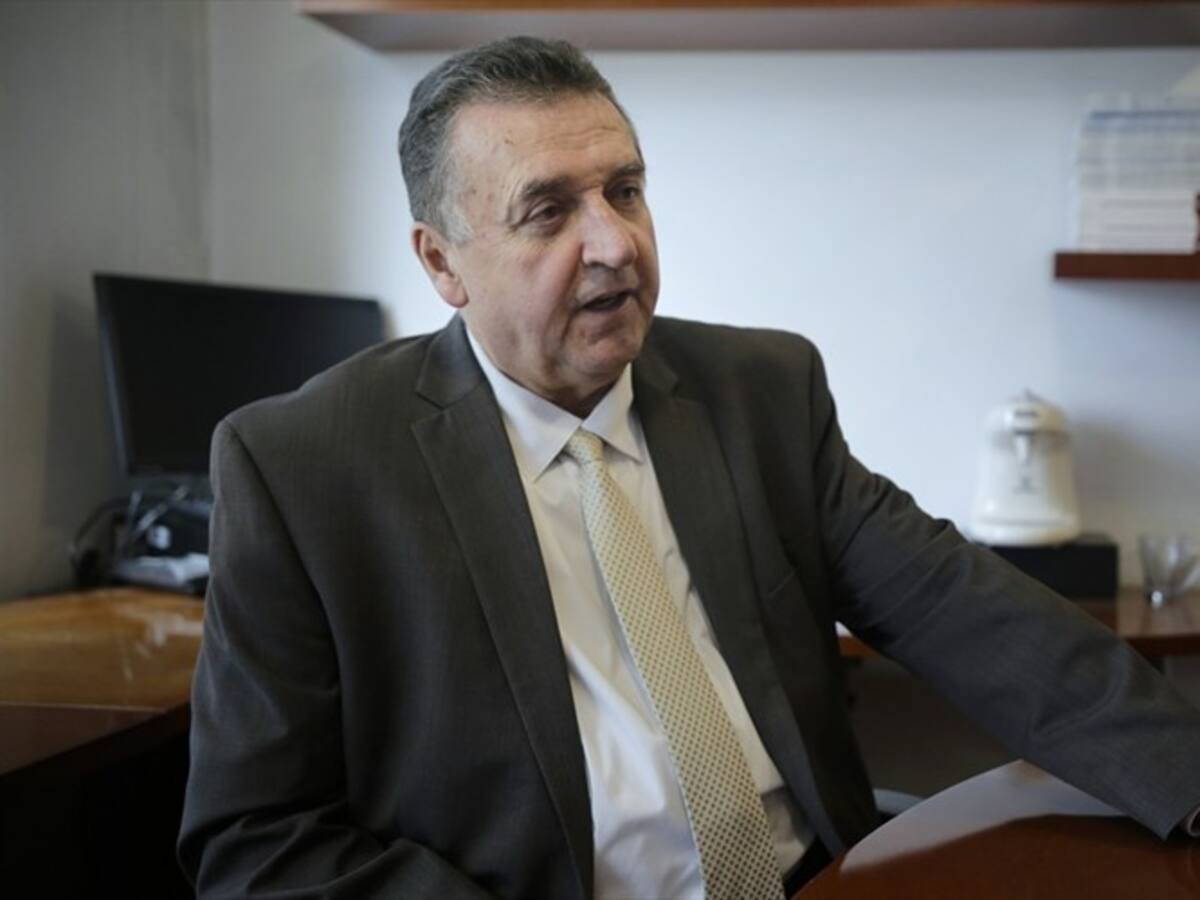 El representante Pérez se refiere al polémico artículo que busca el traslado de pensiones