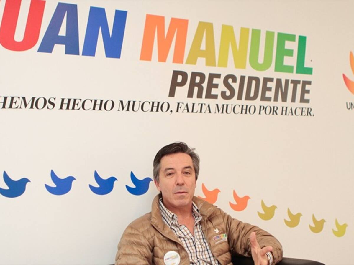 Hay que salvar al presidente Santos: Roberto Prieto