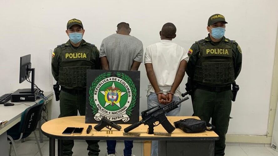 Los implicados afrontan cargos de homicidio y porte ilegal de armas.. Foto: Fiscalía General de la Nación