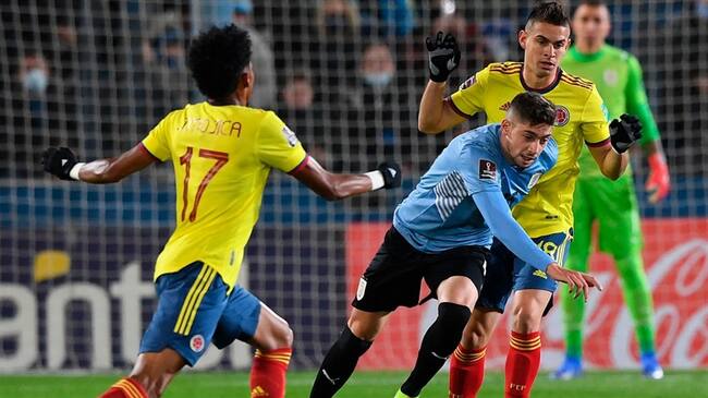 Uruguay vs Colombia. Foto: Getty Images / Uruguay enfrenta a Colombia en las eliminatorias al Mundial de Catar 2022