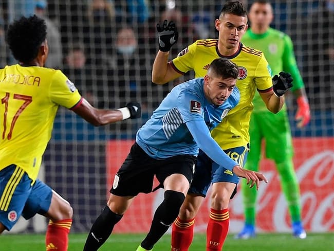 Uruguay vs Colombia. Foto: Getty Images / Uruguay enfrenta a Colombia en las eliminatorias al Mundial de Catar 2022