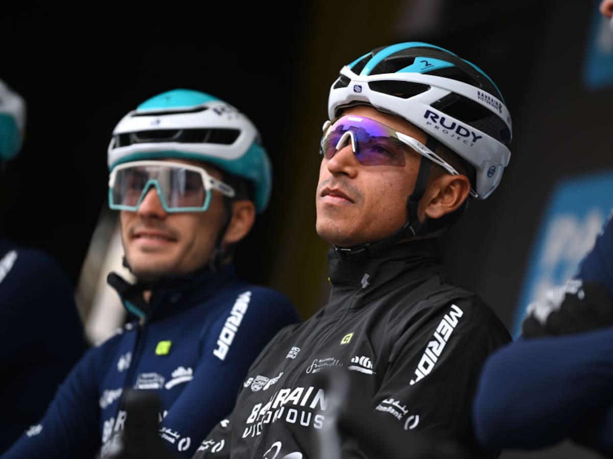 Ciclista colombiano Santiago Buitrago se retira de la París-Niza tras fuerte caída