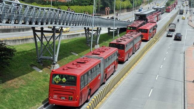 Se adjudica la flota de buses de Transmilenio en Bogotá. Foto: Getty Images