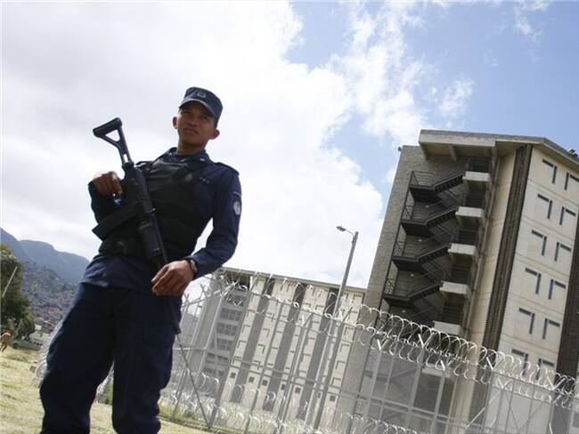 El abogado de un recluso denunció los sobornos que pedía el director de La Picota: Inpec