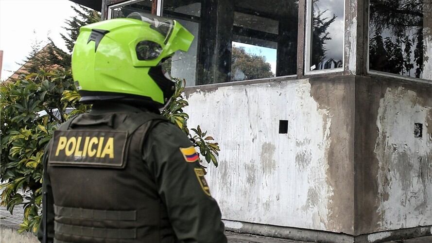 Imputado policía por muerte de dos personas en disturbios en Bogotá. Foto: Colprensa - Álvaro Tavera