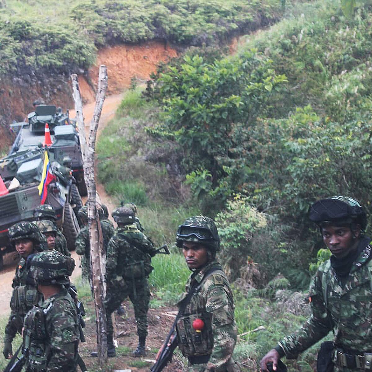 Dos militares heridos tras activación de explosivos instalados en El Plateado