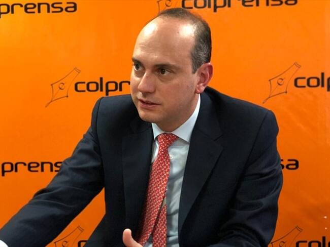 José Ignacio López, director de investigaciones económicas de entidad habló sobre la decisión de bajar las tasas de interés.. Foto: Colprensa