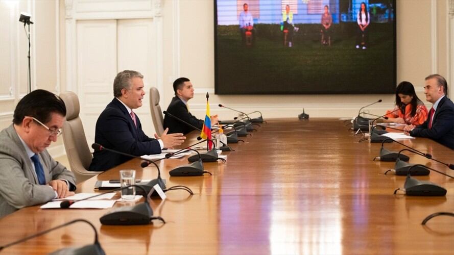 “La probabilidad de que una persona mayor de 70 años muera por COVID-19 es superior al 30%”, dijo.. Foto: Presidencia de la República