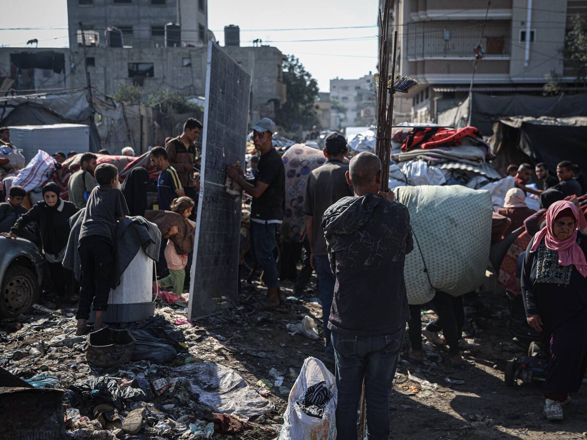 Más de cien muertos en un día en ataques en Gaza y otros 21 al recoger ayuda humanitaria