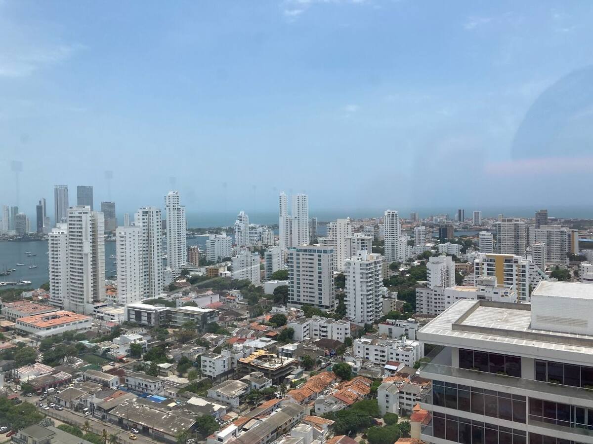 Denuncian privatización del espacio público en Cartagena; Alcaldía lo niega