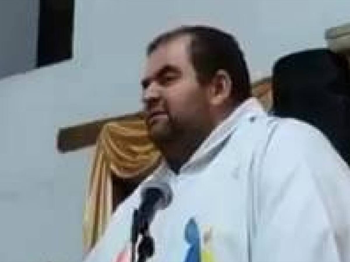 Desde Santander, un cura criticó la reforma tributaria