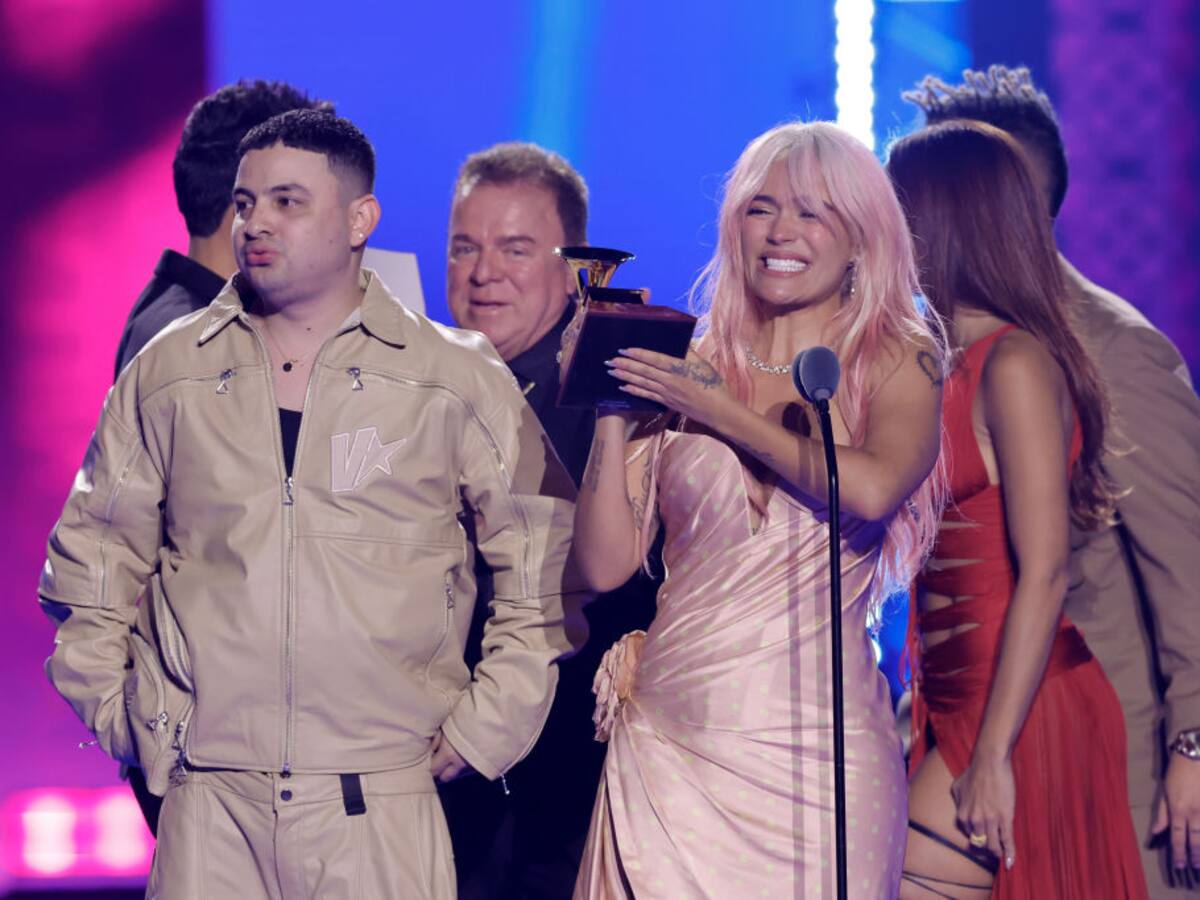 Video: Karol G rompió en llanto tras recibir el Latin Grammy al ‘Mejor Álbum del Año’