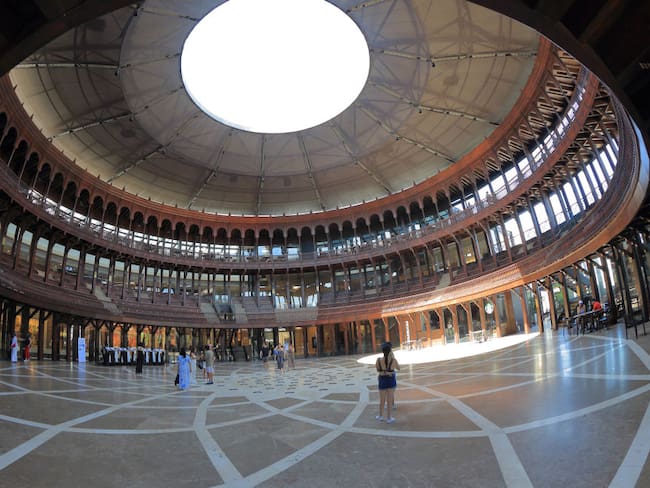 ‘El Pinturero’, torero que quiso caer en paracaídas a la Serrezuela en 1966 y no lo logró