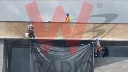 En medio de crisis por agua, en el Cantón Norte la usan para lavar fachadas. Foto: Suministrada.