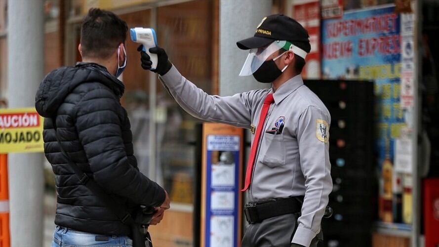 Santa Marta adopta el ‘pico y género’ para el manejo de los días sin IVA. Imagen de referencia. Foto: Colprensa