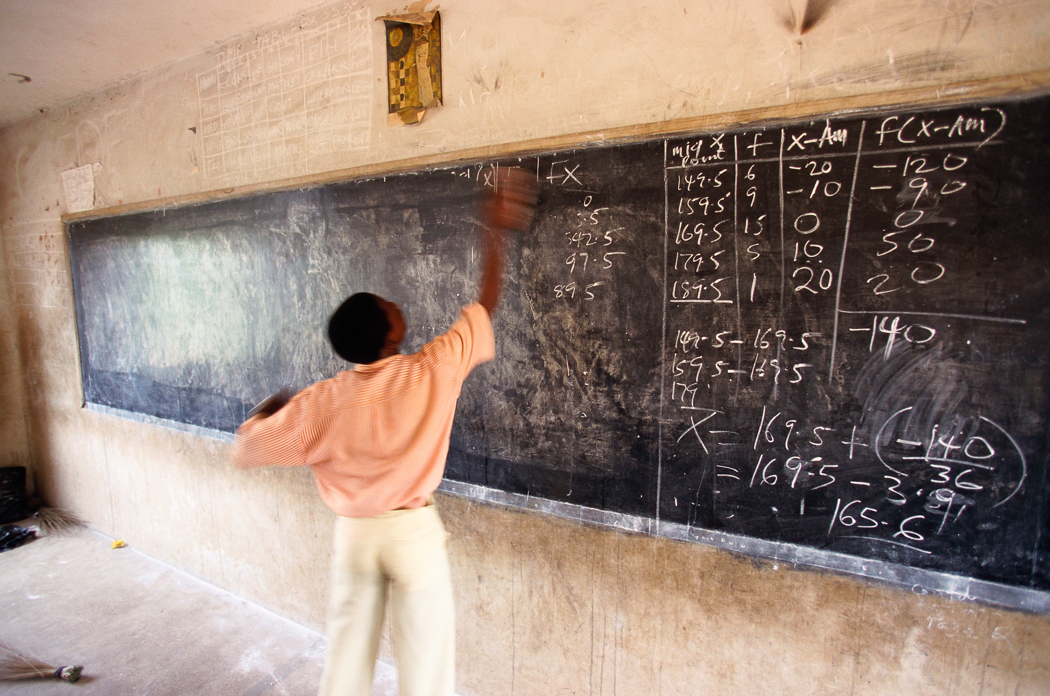 Estudiante en una escuela de Nigeria, imagen de referencia. FOTO: James Marshall - Getty Images