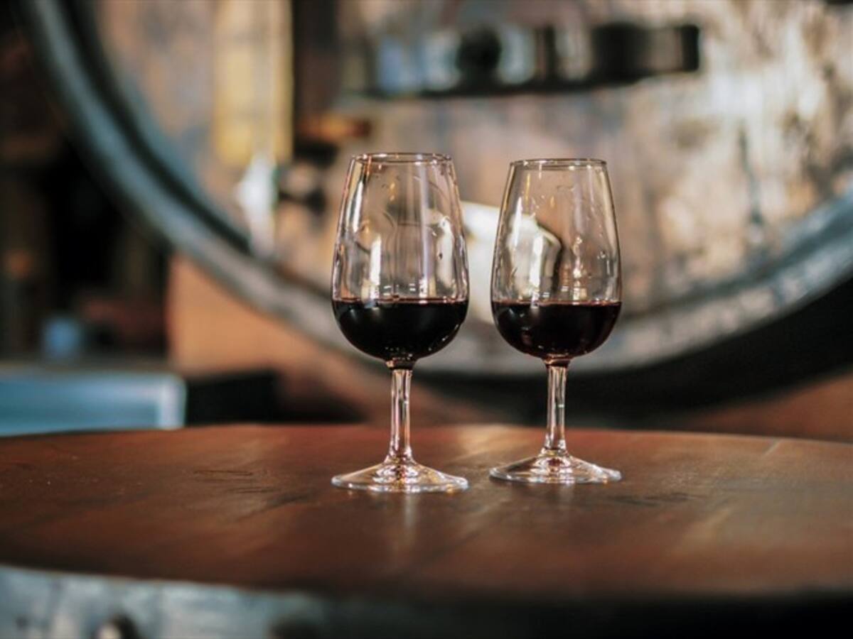 Precio del dólar y trato de las navieras ponen en jaque la industria de los vinos