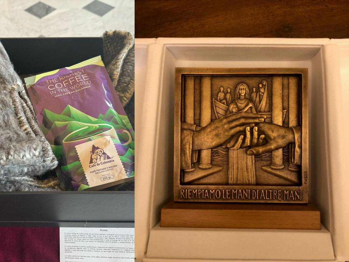 Estos fueron los regalos que presidente Petro y papa Francisco intercambiaron en reunión